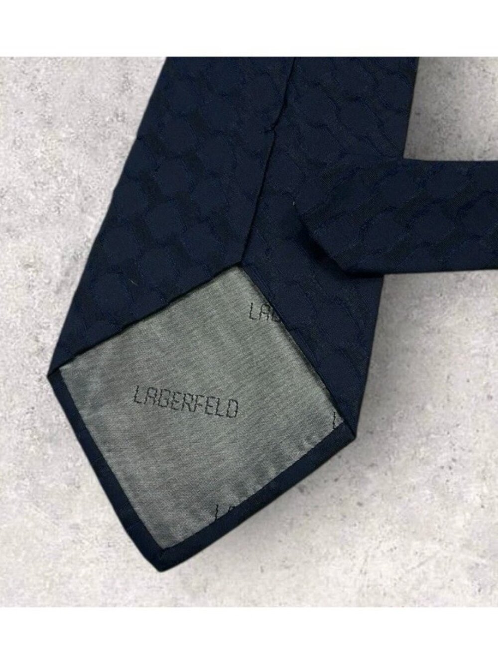 KARL LAGERFELD Silk Tie ITALY Navy Geometric W:4" EUC - Picture 4 of 5